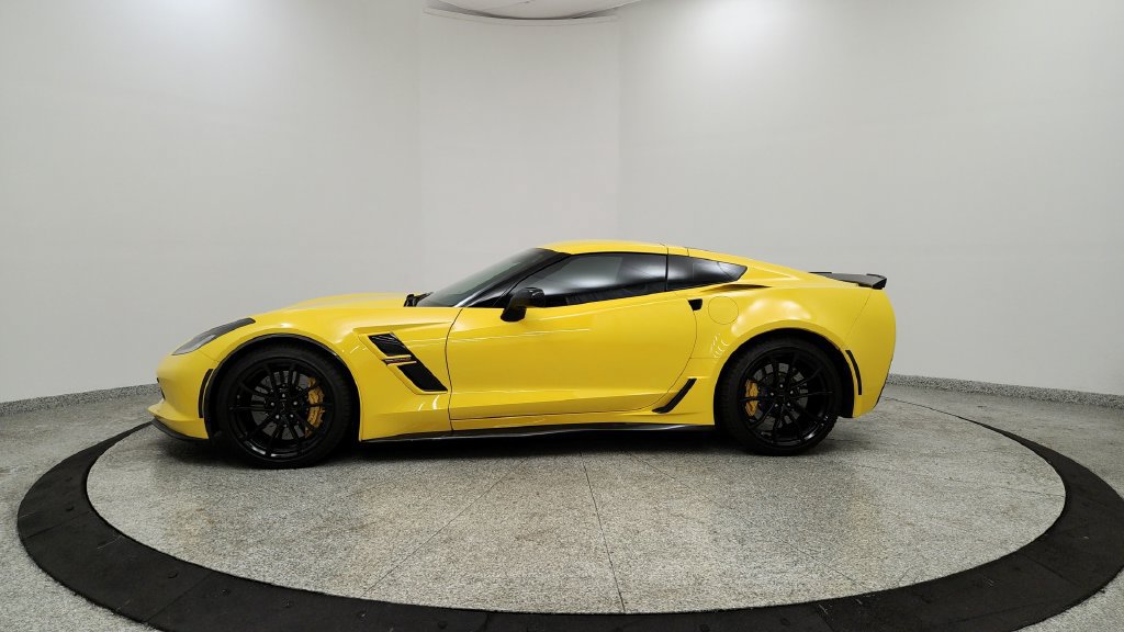 Used 2017 Chevrolet Corvette Grand Sport RWD image 2