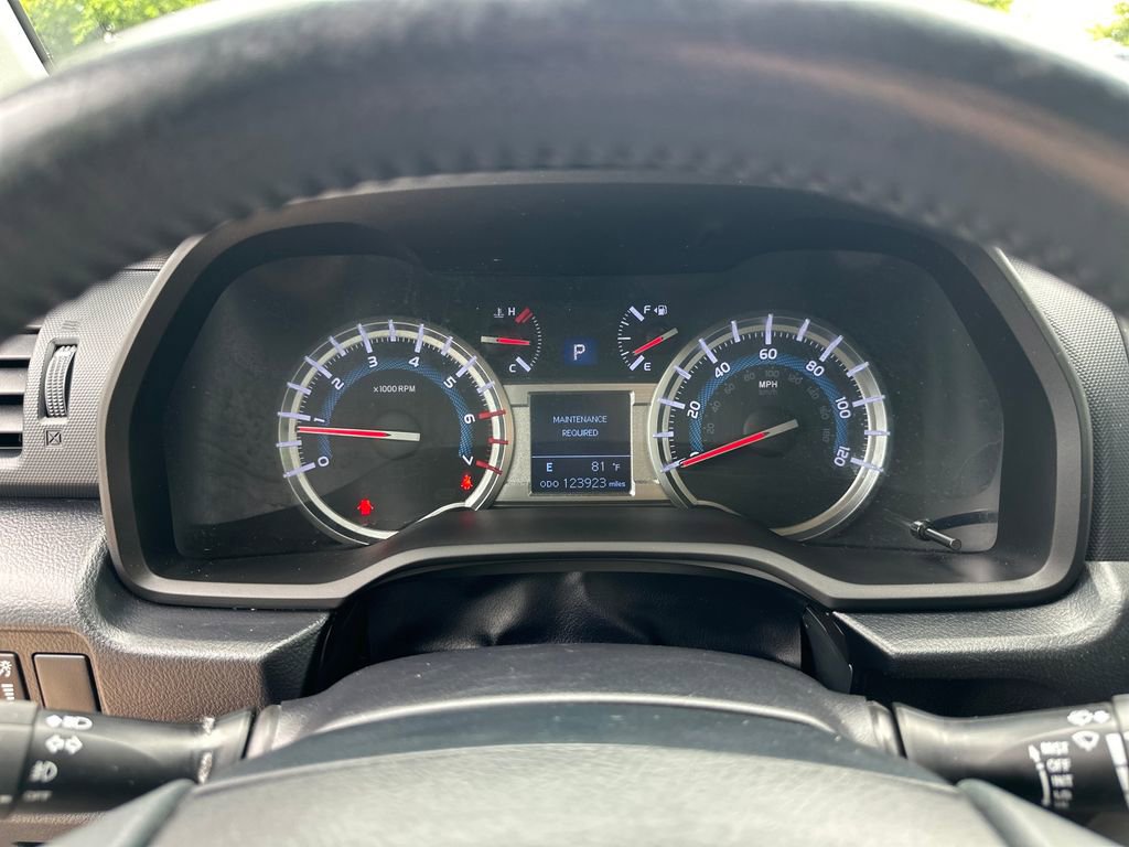 Used 2018 Toyota 4Runner SR5 Premium AWD/4WD image 21