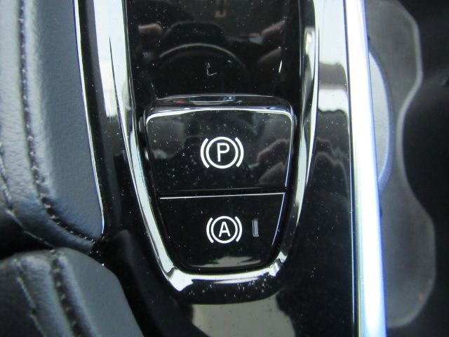 Used 2025 Volvo XC90 T8 Plus w/ Protection Package Premier image 49