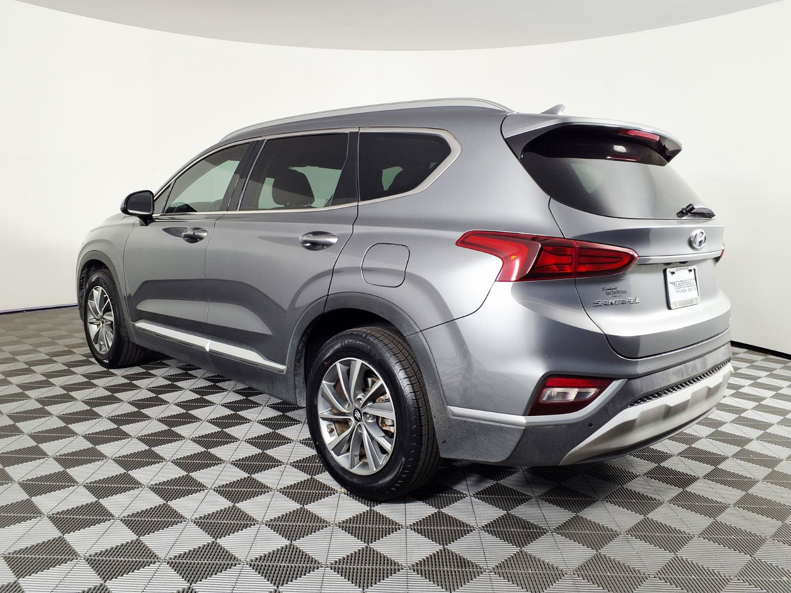 Used 2019 Hyundai Santa Fe SEL FWD image 6