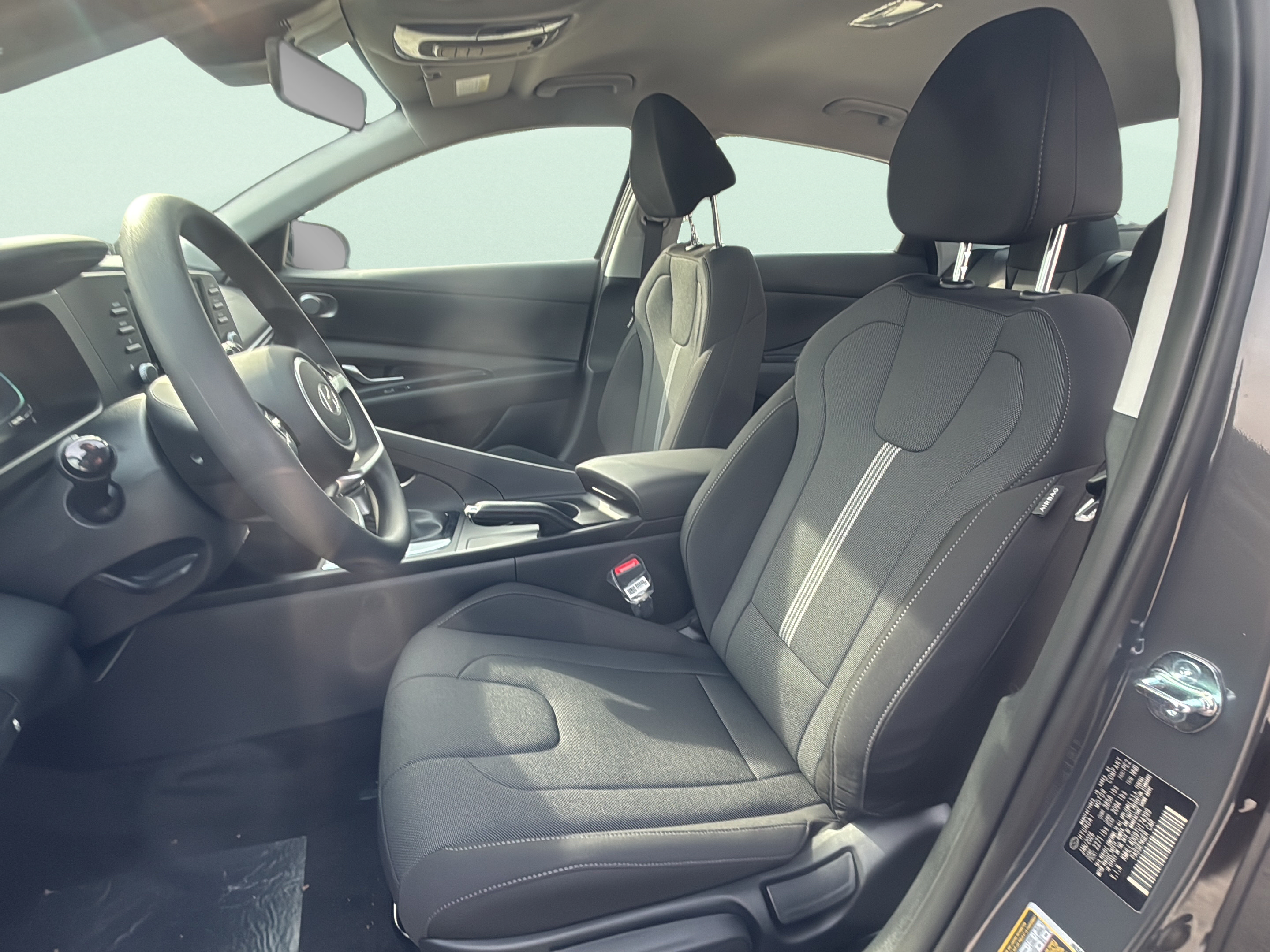 Certified 2026 Hyundai Elantra SE FWD image 20
