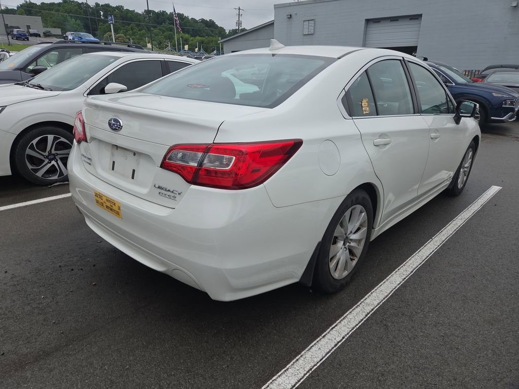 Used 2017 Subaru Legacy 2.5i Premium AWD/4WD image 5