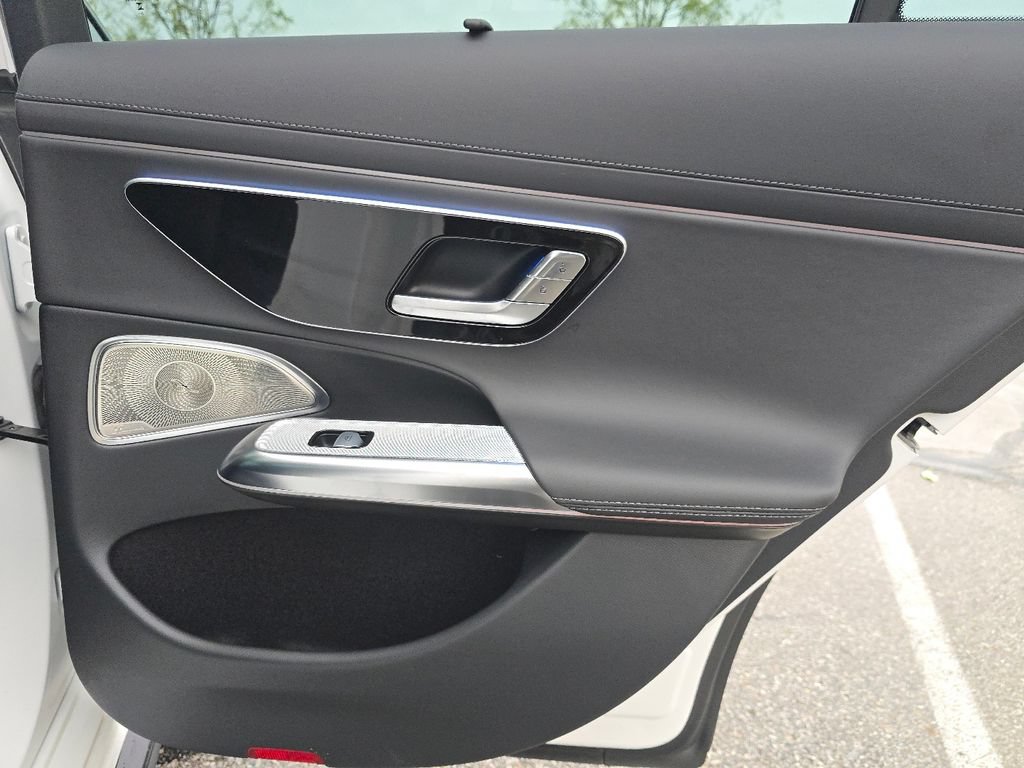Certified 2025 Mercedes-Benz E 53 AMG e 4MATIC Sedan image 24