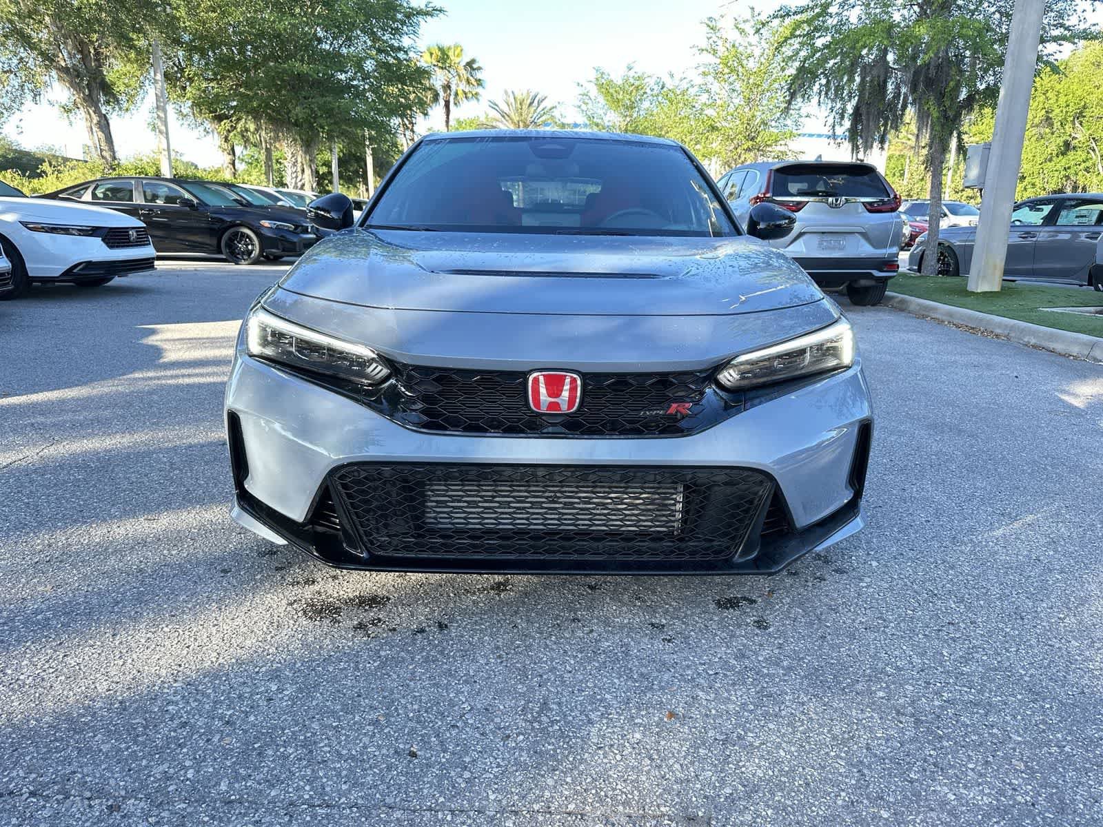 Used 2025 Honda Civic Type R image 9