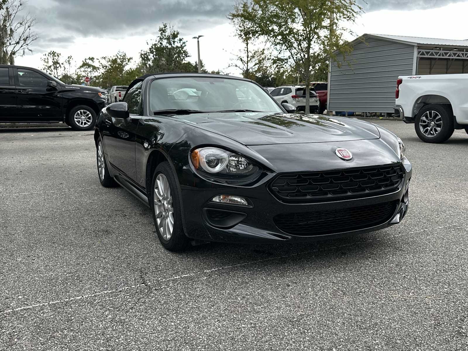 Used 2020 FIAT 124 Spider Classica w/ Technology Group RWD image 8
