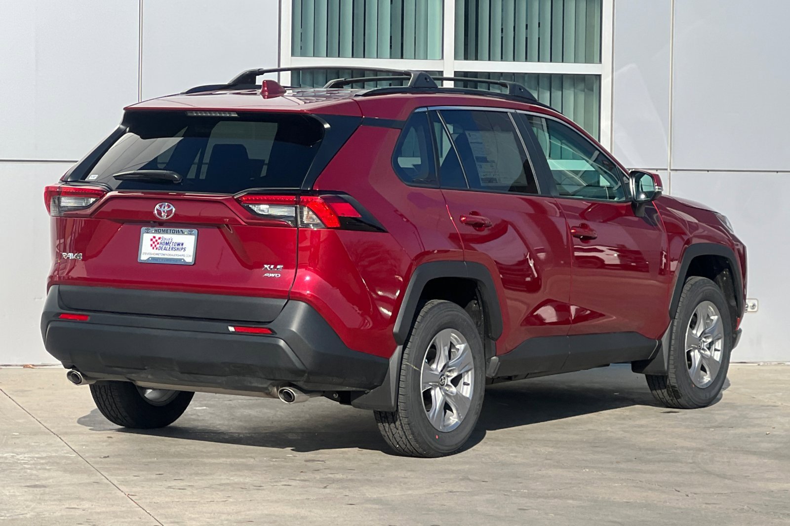 New 2025 Toyota RAV4 XLE w/ Convenience Package image 4