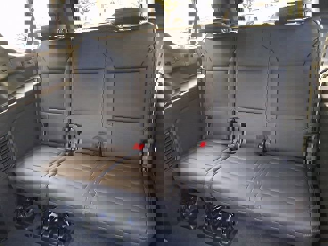 New 2026 Chevrolet Suburban High Country image 13