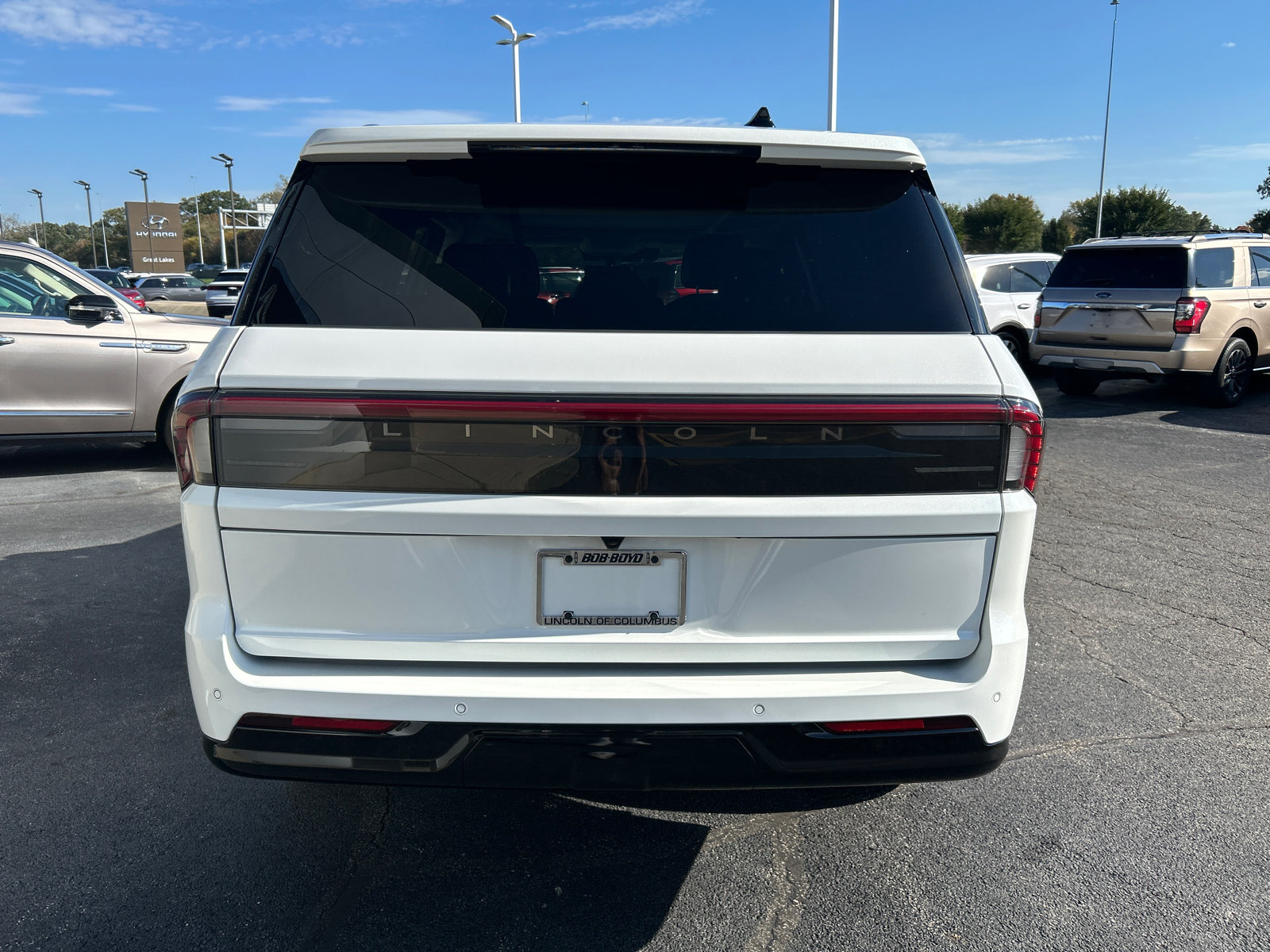New 2026 Lincoln Navigator Reserve AWD/4WD image 6