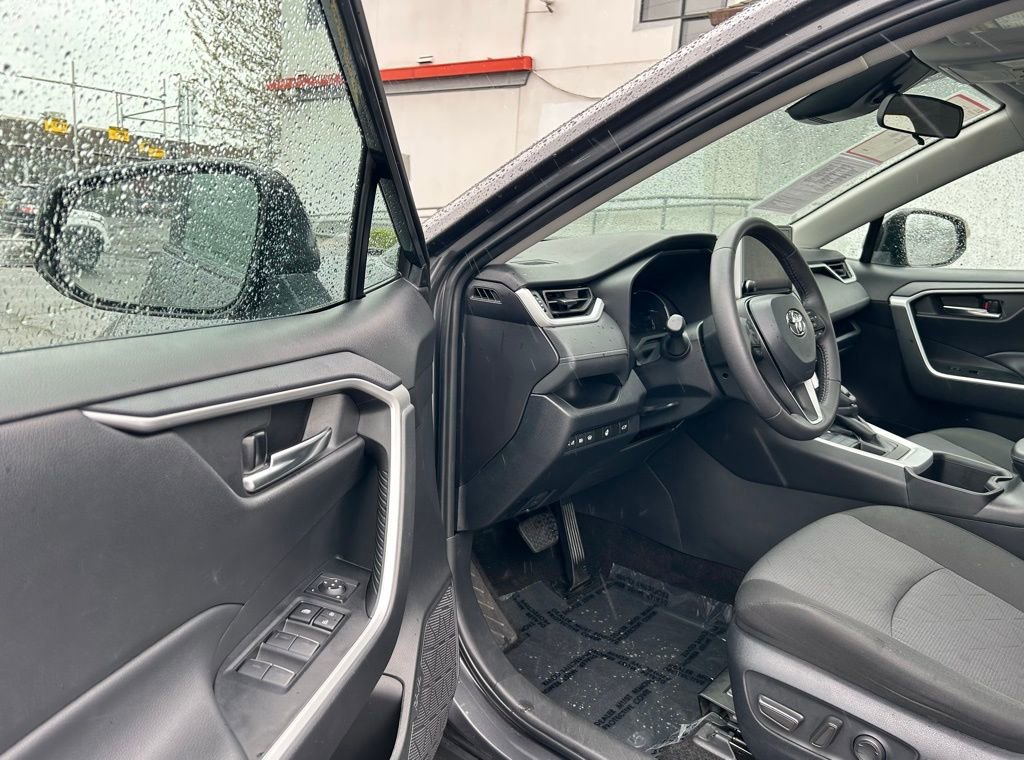 Certified 2024 Toyota RAV4 XLE w/ Convenience Package AWD/4WD image 9
