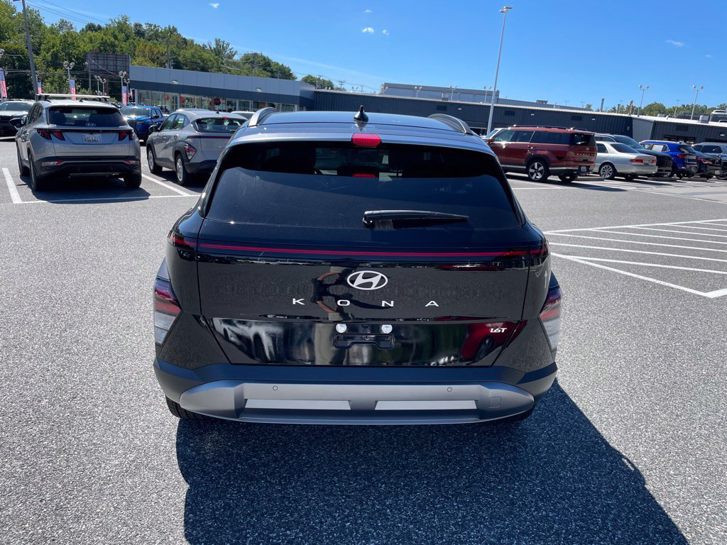 New 2027 Hyundai Kona Limited FWD image 6