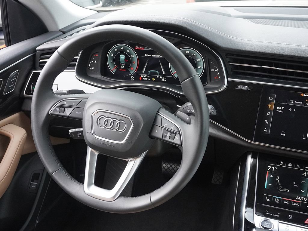 Used 2023 Audi Q8 Prestige AWD/4WD image 29
