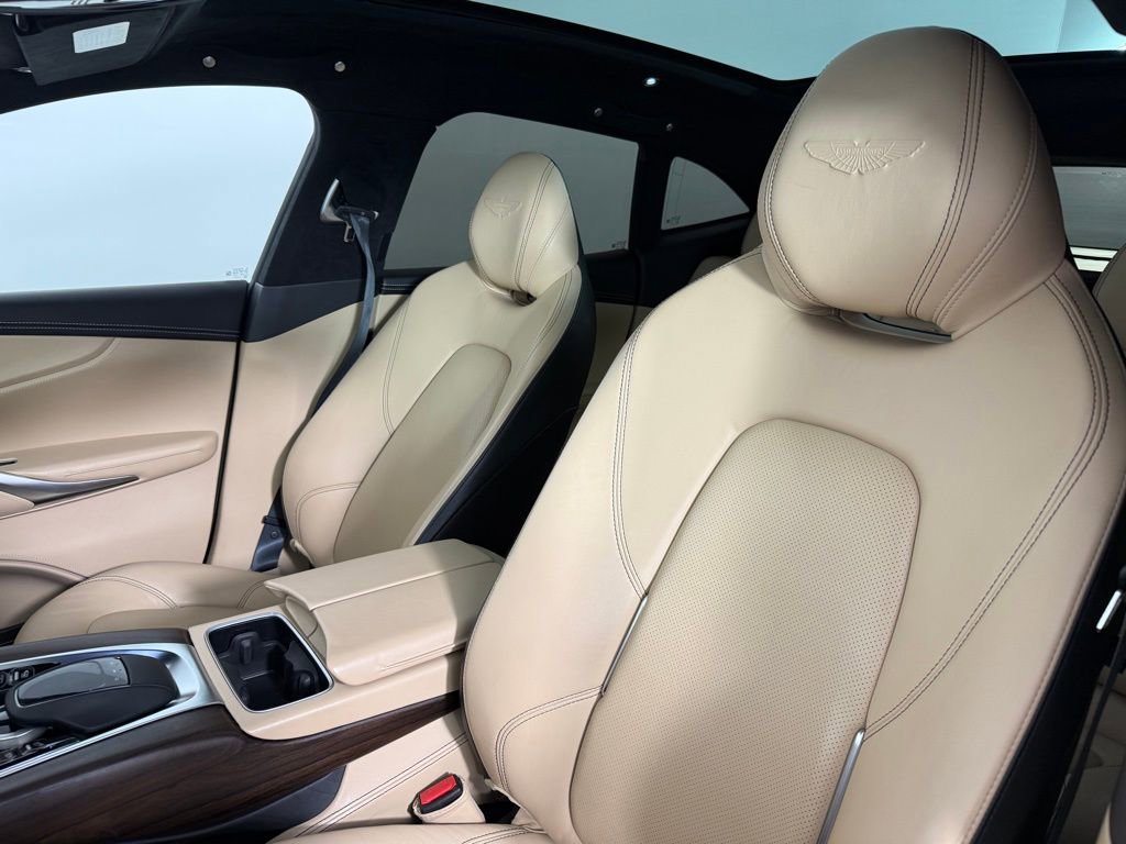 Used 2021 Aston Martin DBX image 5