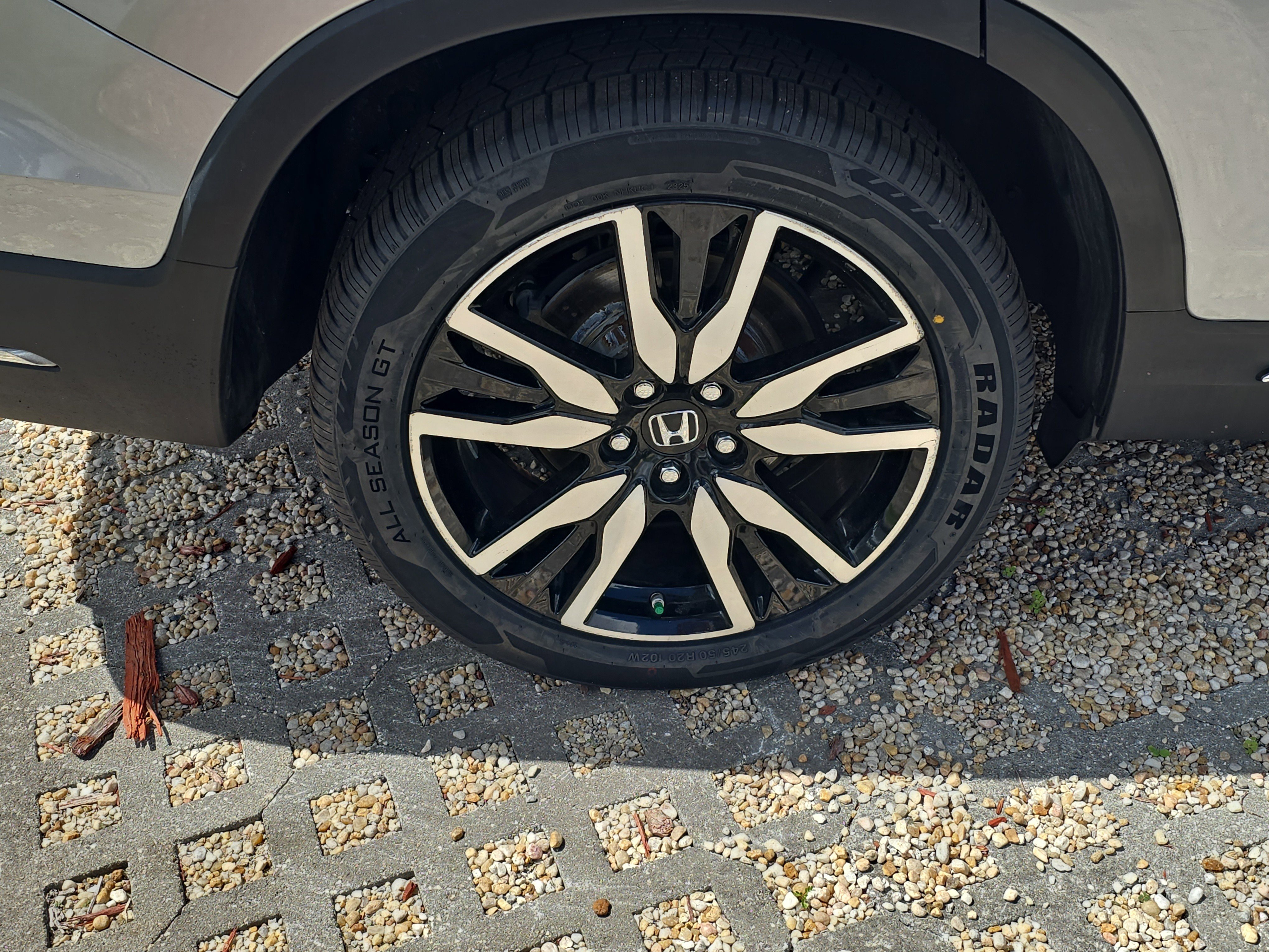 Certified 2019 Honda Pilot Elite image 5