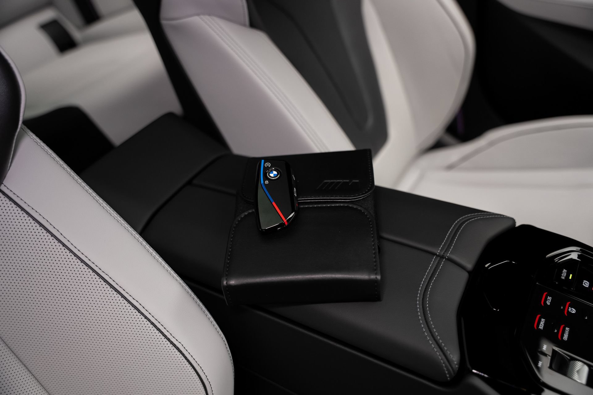 Used 2027 BMW M5 Touring AWD/4WD image 82