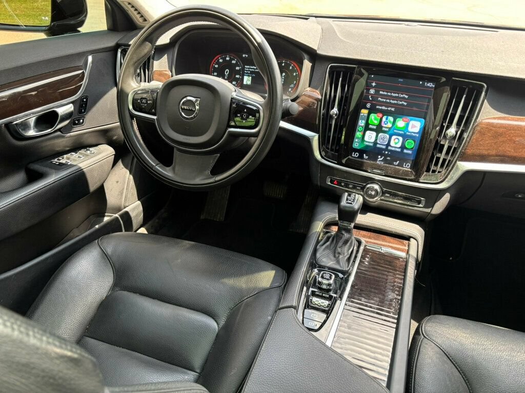 Used 2019 Volvo S90 T6 Momentum AWD/4WD image 24