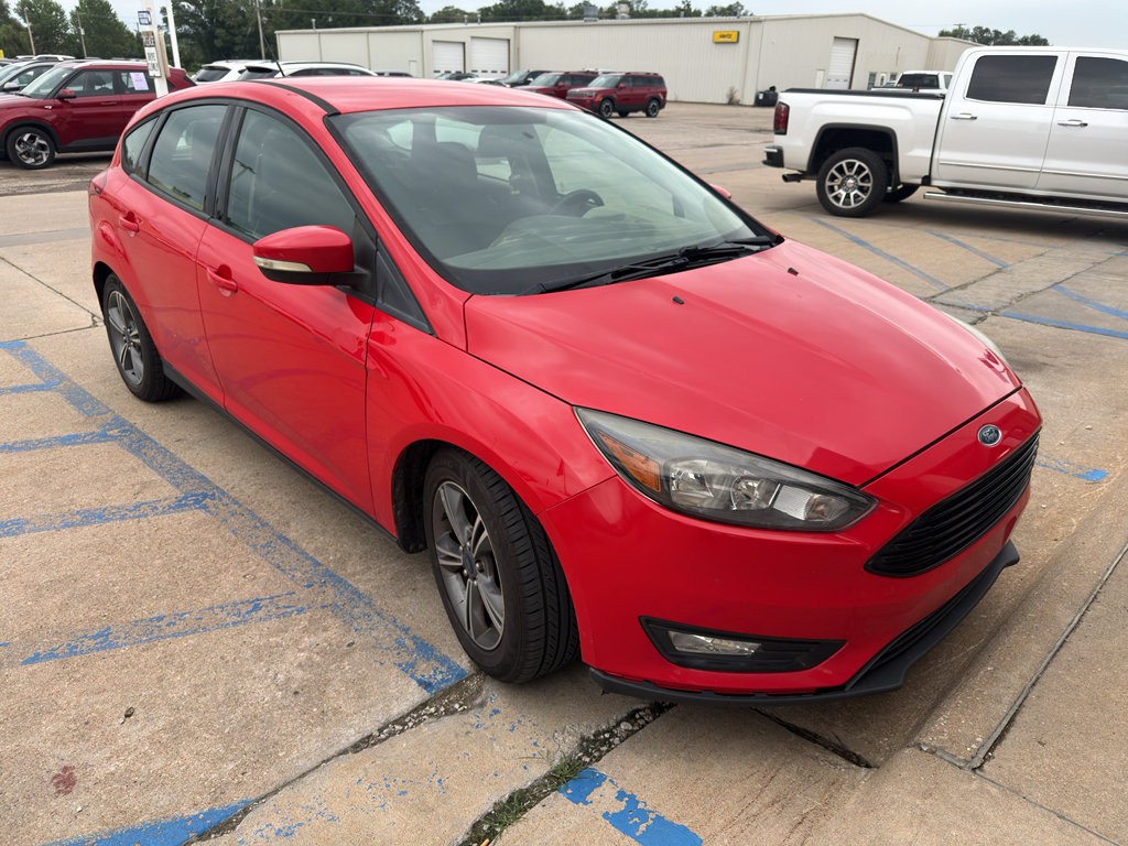 Used 2016 Ford Focus SE FWD image 3