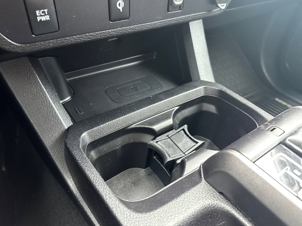 Used 2016 Toyota Tacoma TRD Off-Road w/ Towing Package image 25