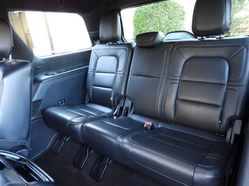 Used 2020 Lincoln Navigator Reserve w/ Equipment Group 208A Reserve image 39