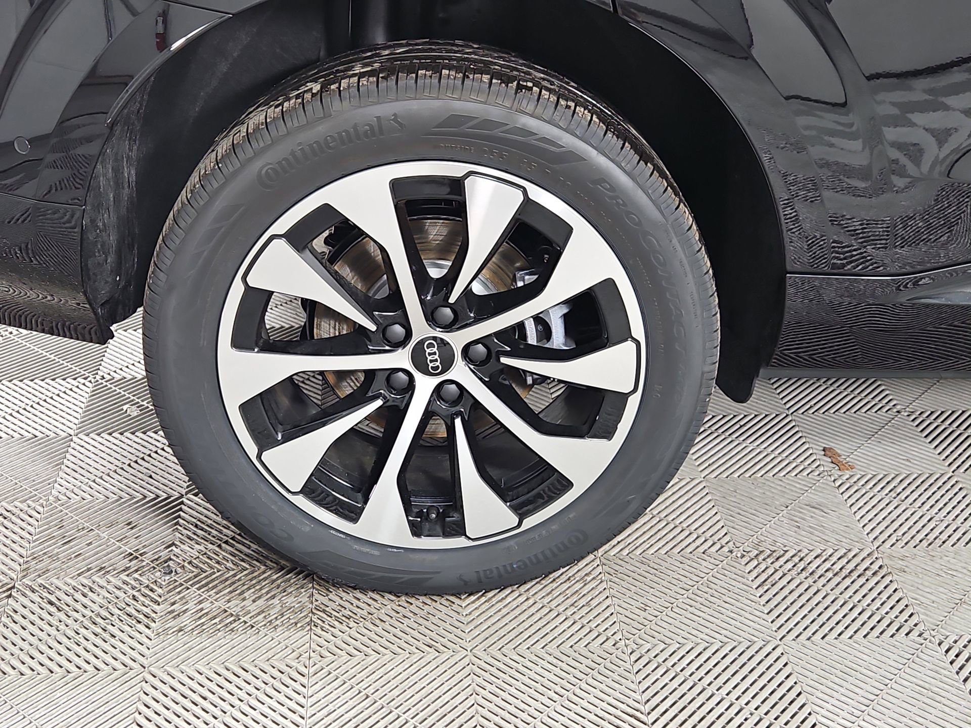 New 2026 Audi Q3 quattro 2.0T image 9