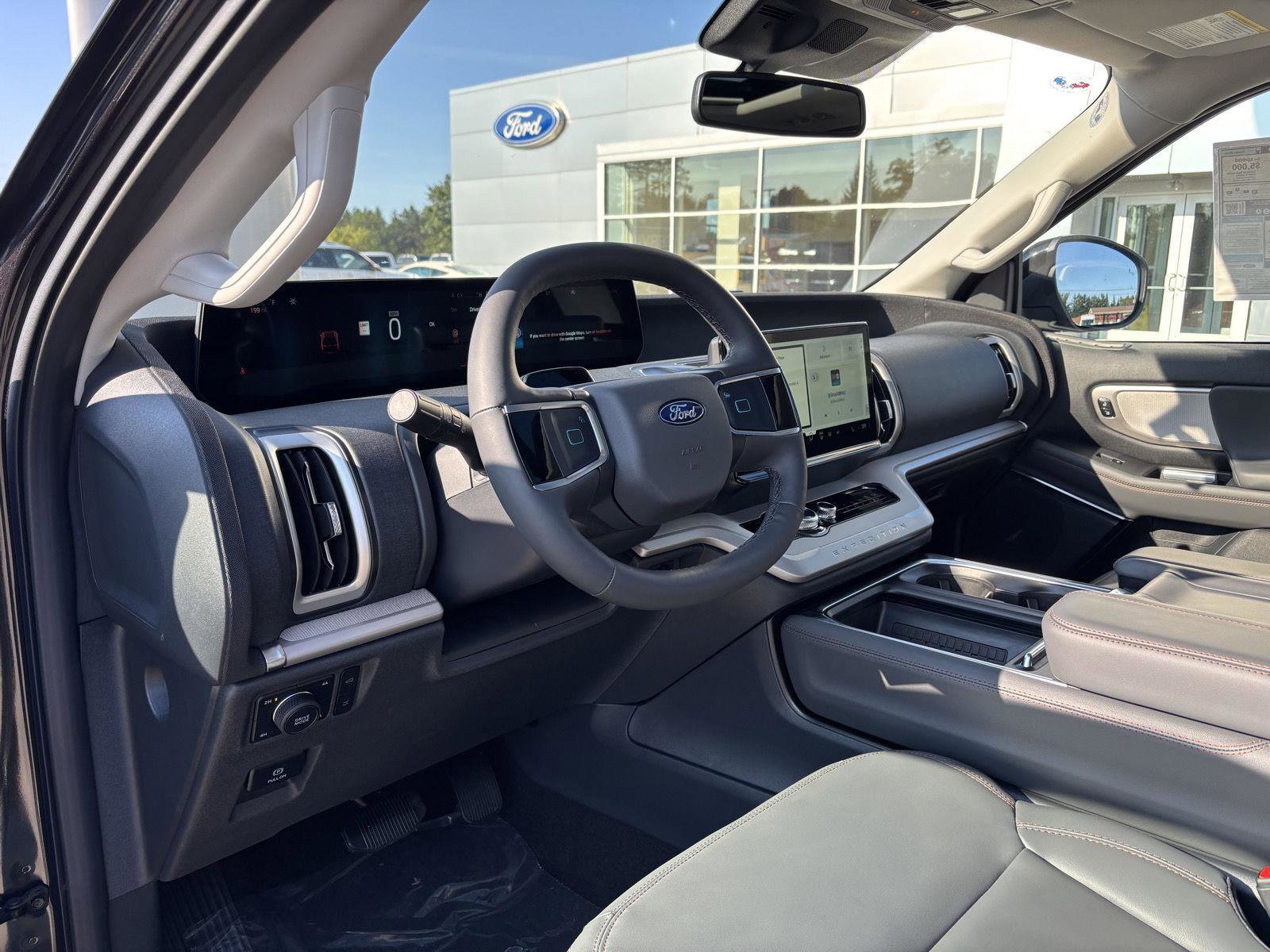New 2025 Ford Expedition Active image 19