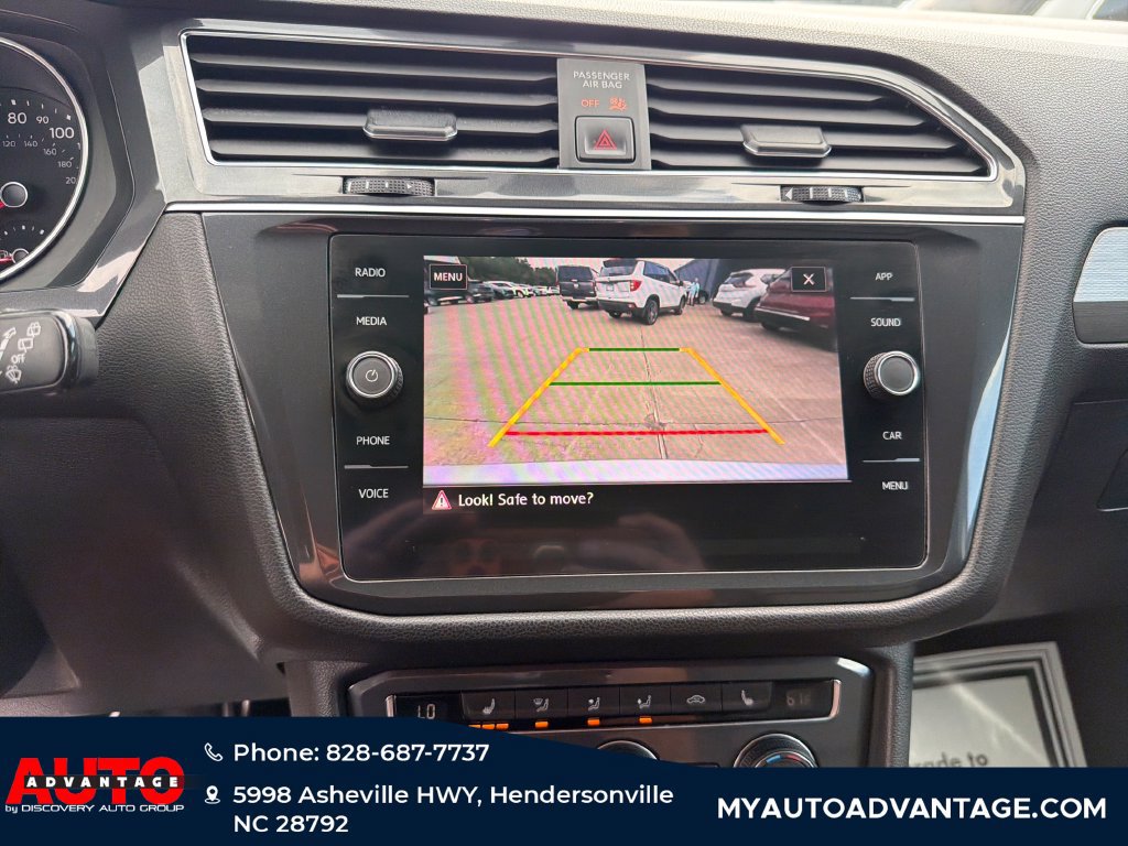 Used 2020 Volkswagen Tiguan SE R-Line AWD/4WD image 16