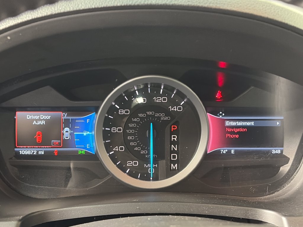 Used 2015 Ford Explorer Limited w/ Equipment Group 302A AWD/4WD image 15