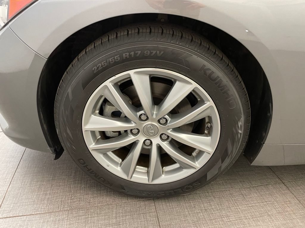 Used 2016 INFINITI Q50 Premium RWD image 13
