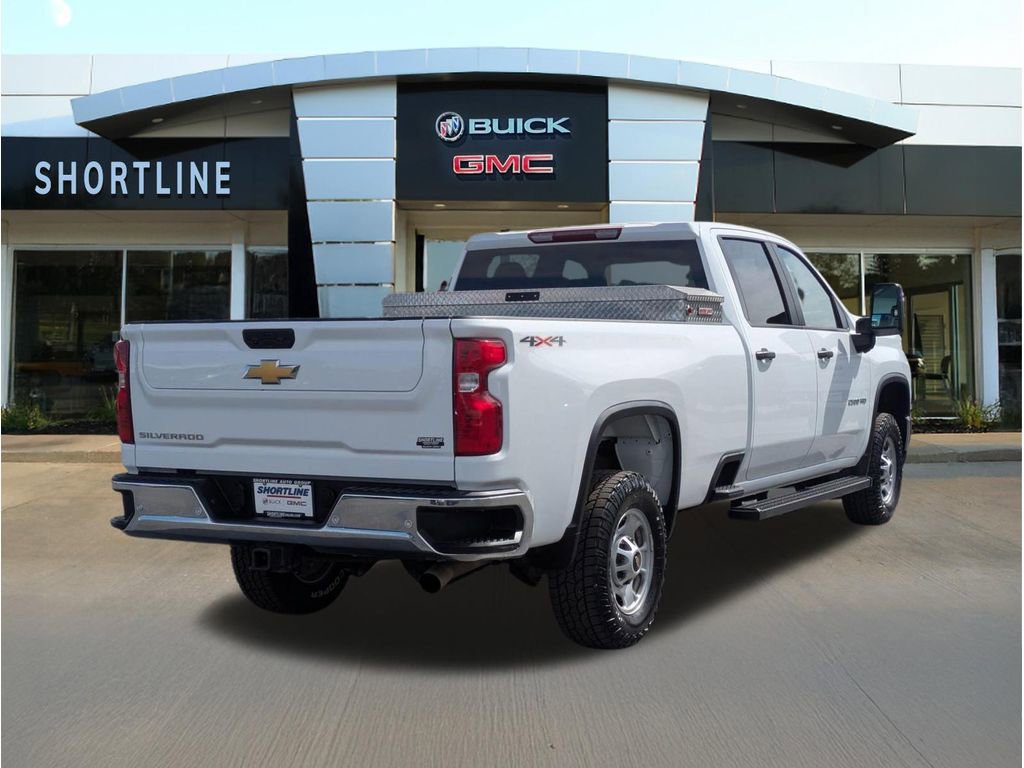 Used 2024 Chevrolet Silverado 2500 W/T w/ WT Convenience Package AWD/4WD image 3