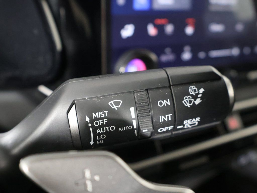 Used 2024 Lexus RX 350h w/ Cold Area Package image 40