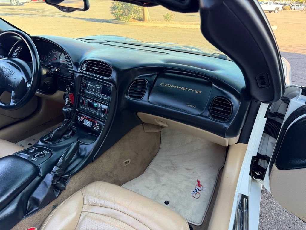 Used 2003 Chevrolet Corvette Coupe w/ Preferred Equipment Group image 17