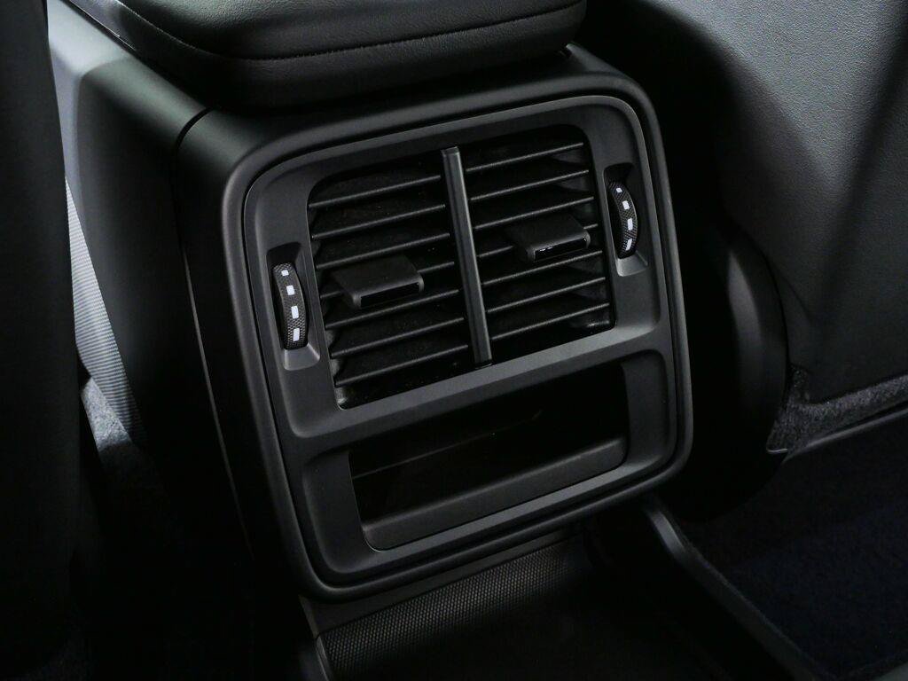 Certified 2024 Porsche Taycan RWD image 21
