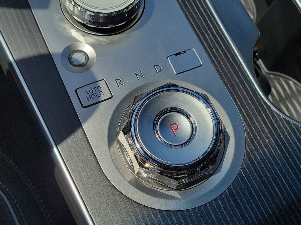 Used 2025 Genesis GV80 3.5T image 34