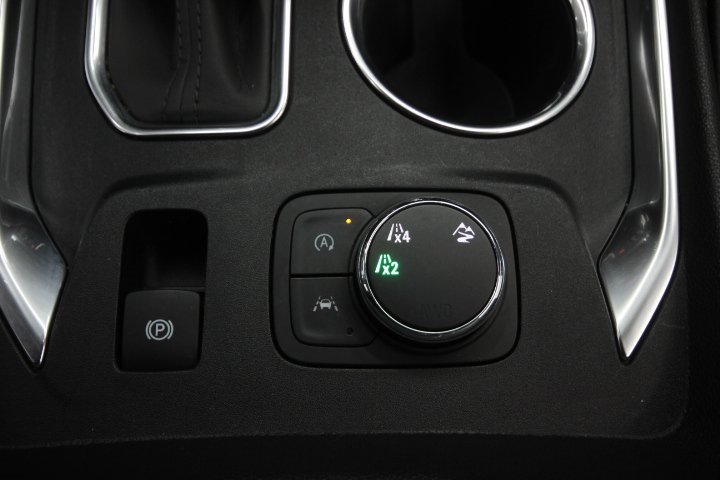 Used 2022 Chevrolet Traverse LT w/ LPO, Floor Liner Package image 19