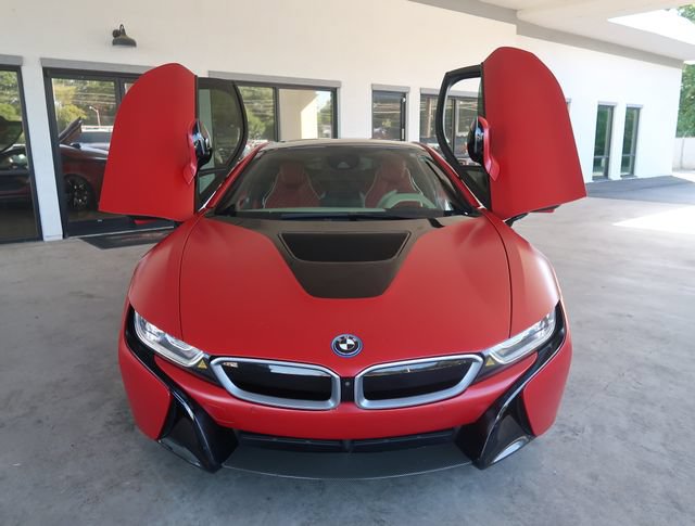 Used 2017 BMW i8 AWD/4WD image 11