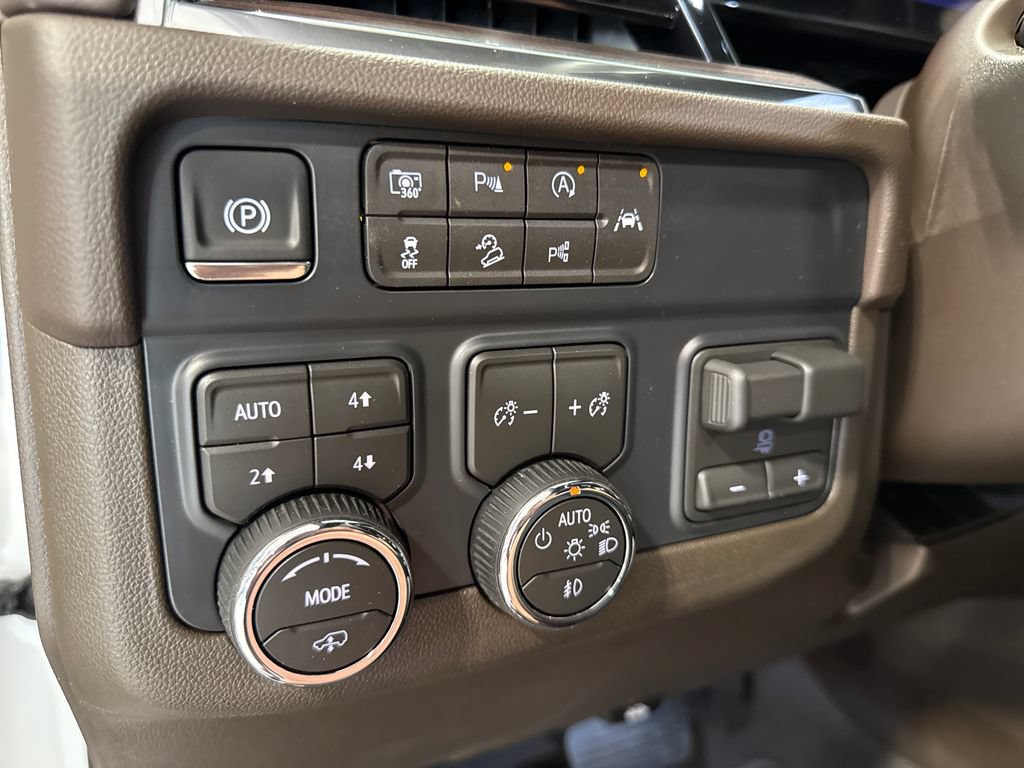 New 2026 Chevrolet Tahoe Z71 w/ Z71 Off-Road Package AWD/4WD image 11