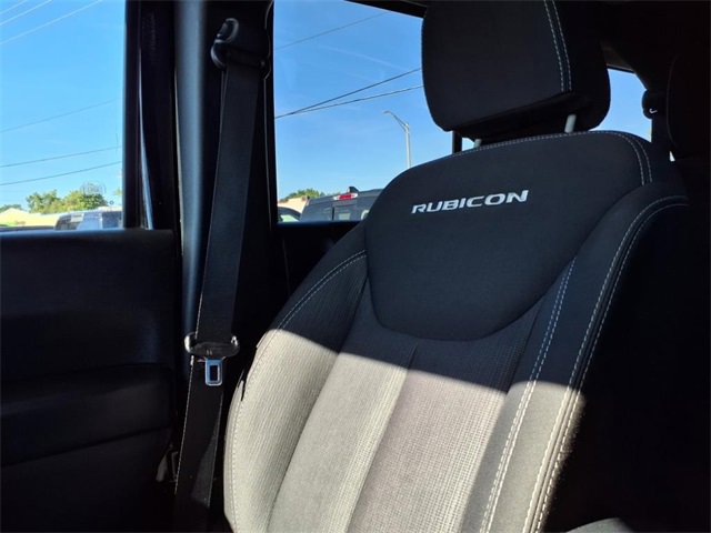 Used 2014 Jeep Wrangler Unlimited Rubicon w/ Connectivity Group image 35