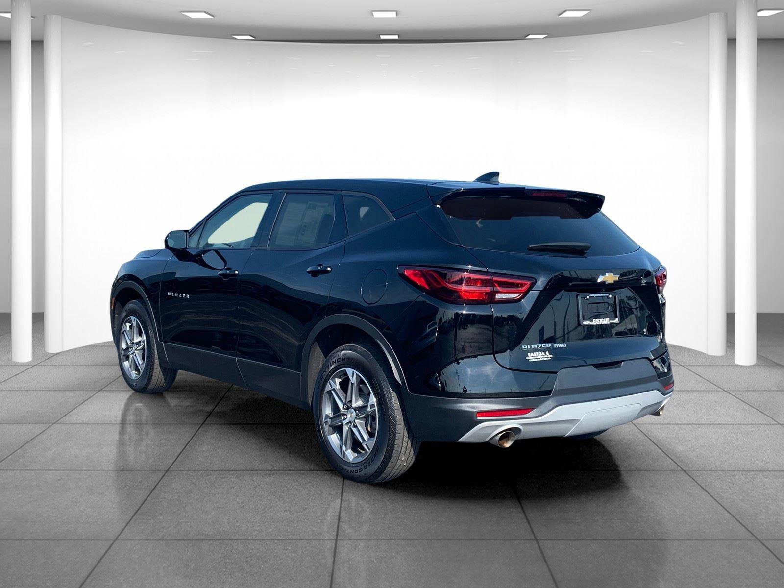 Used 2024 Chevrolet Blazer LT image 5