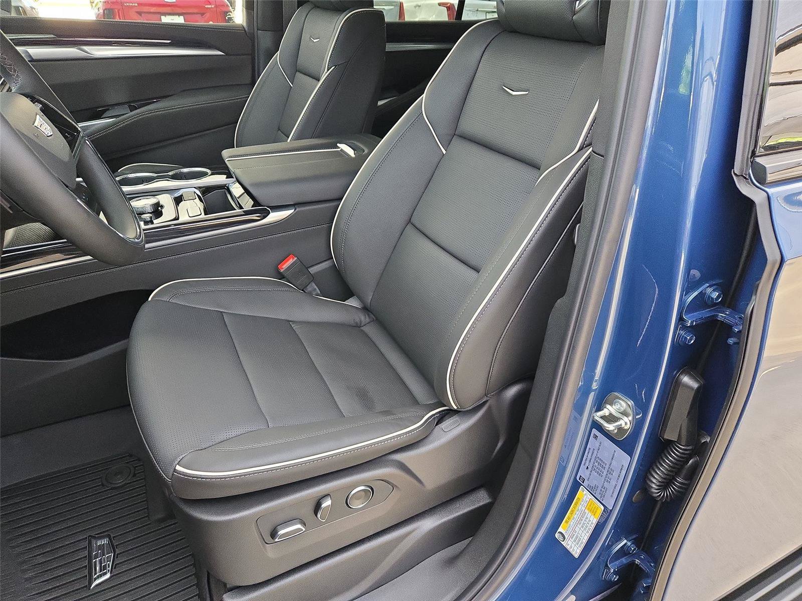New 2026 Cadillac Escalade Sport w/ Touring Package AWD/4WD image 11