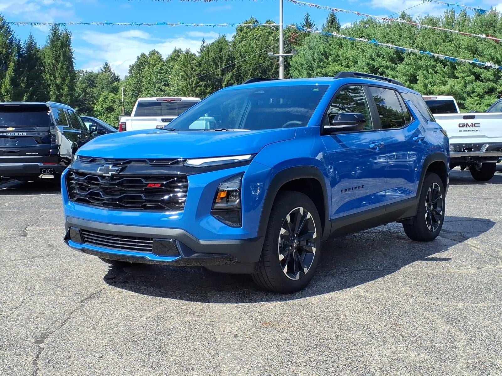 New 2027 Chevrolet Equinox RS w/ LPO, Floor Liner Package AWD/4WD image 3