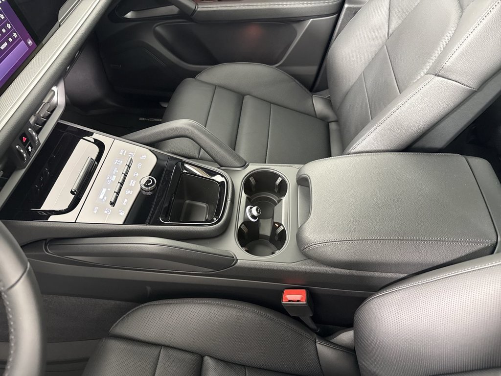New 2026 Porsche Cayenne S AWD/4WD image 31