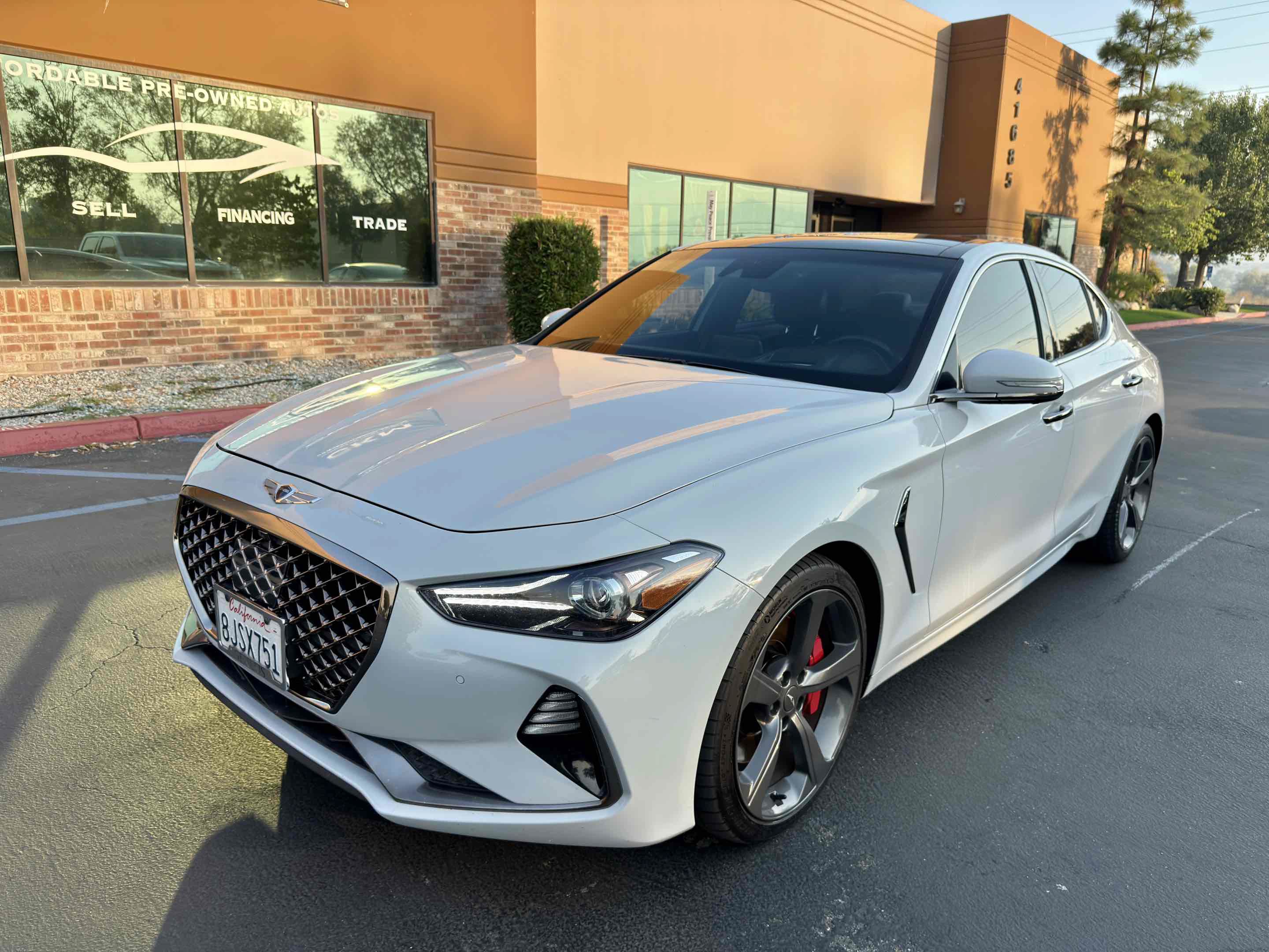 Used 2019 Genesis G70 3.3T Advanced w/ Sport Package RWD image 4