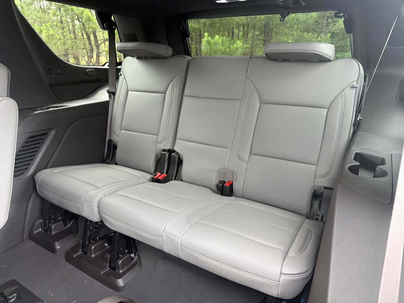 New 2026 GMC Yukon Elevation w/ Elevation Premium Package AWD/4WD image 25