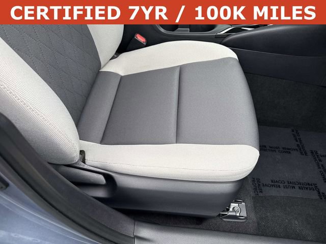 Used 2025 Toyota Corolla LE FWD image 10