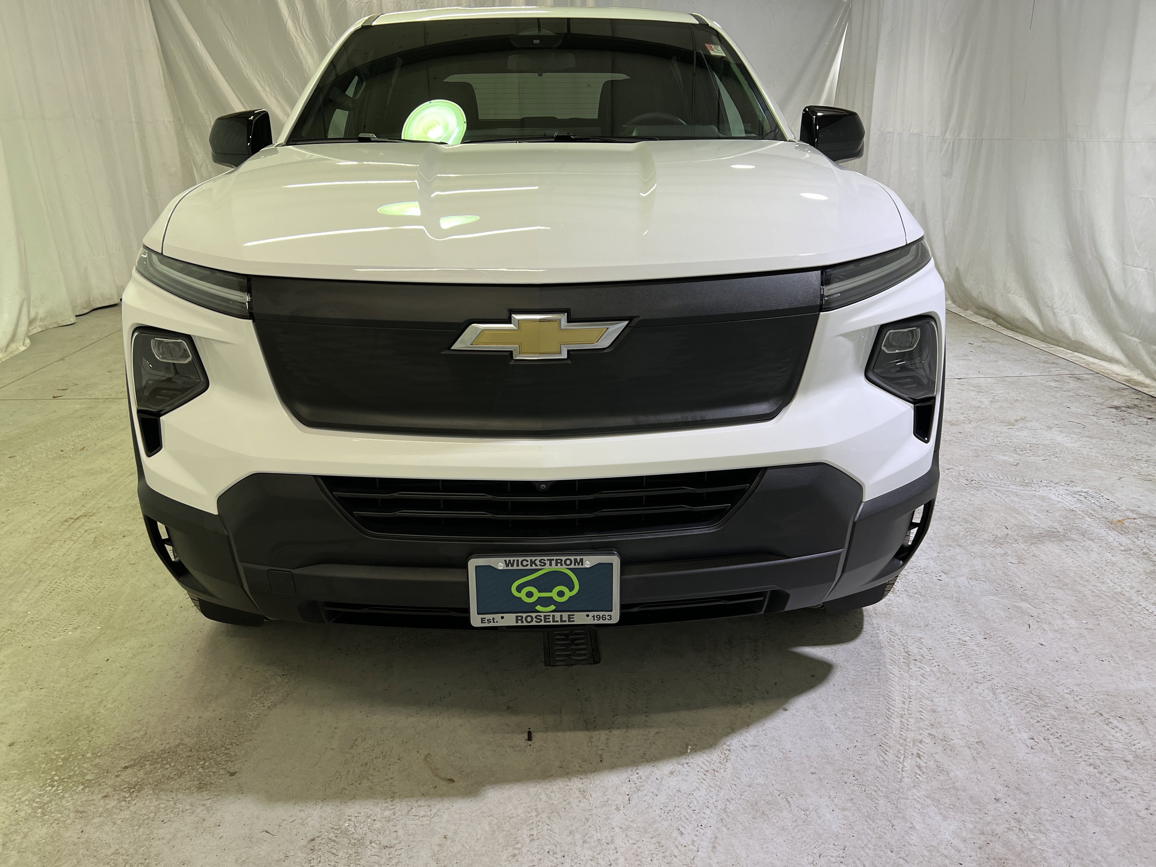 Certified 2024 Chevrolet Silverado EV W/T image 3