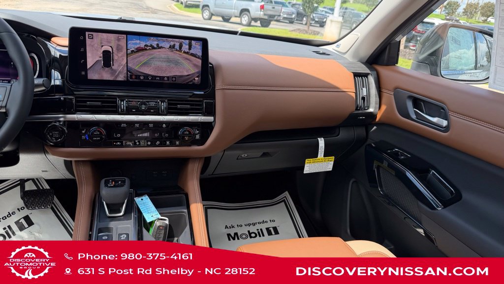 New 2026 Nissan Pathfinder Platinum AWD/4WD image 36