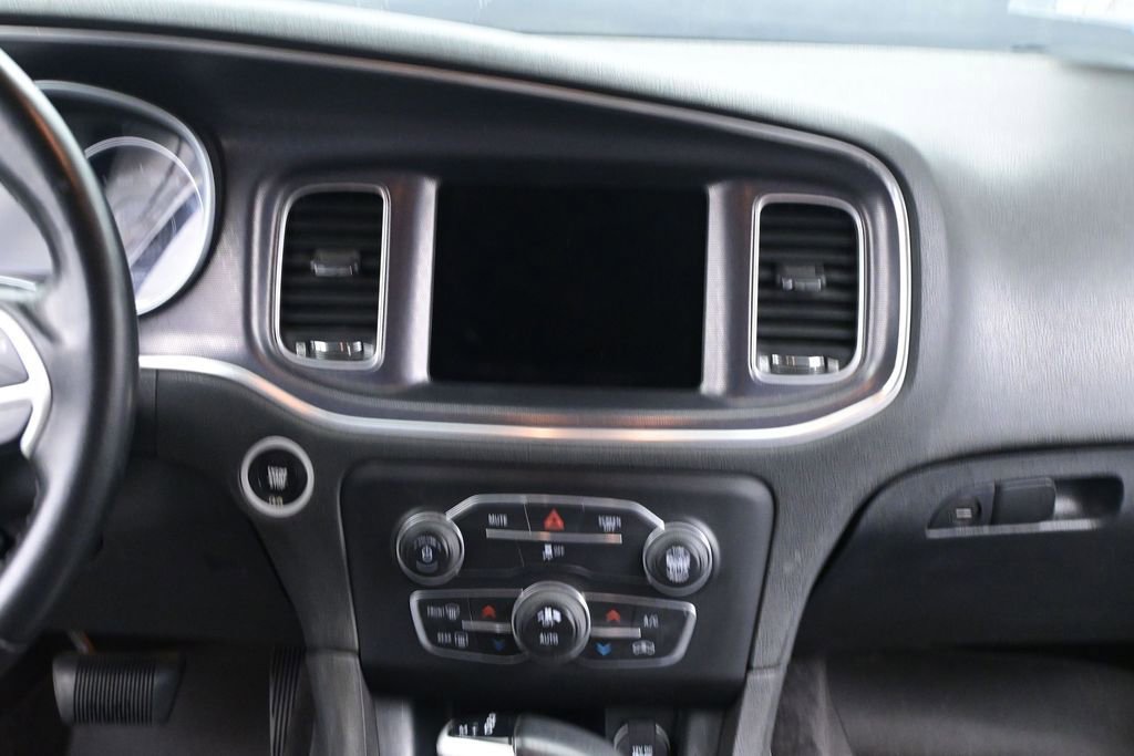 Used 2017 Dodge Charger SXT AWD/4WD image 24