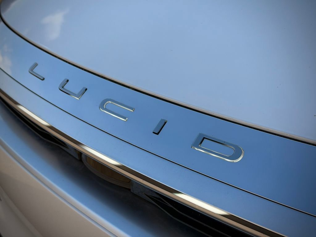 Used 2023 Lucid Air Grand Touring image 3