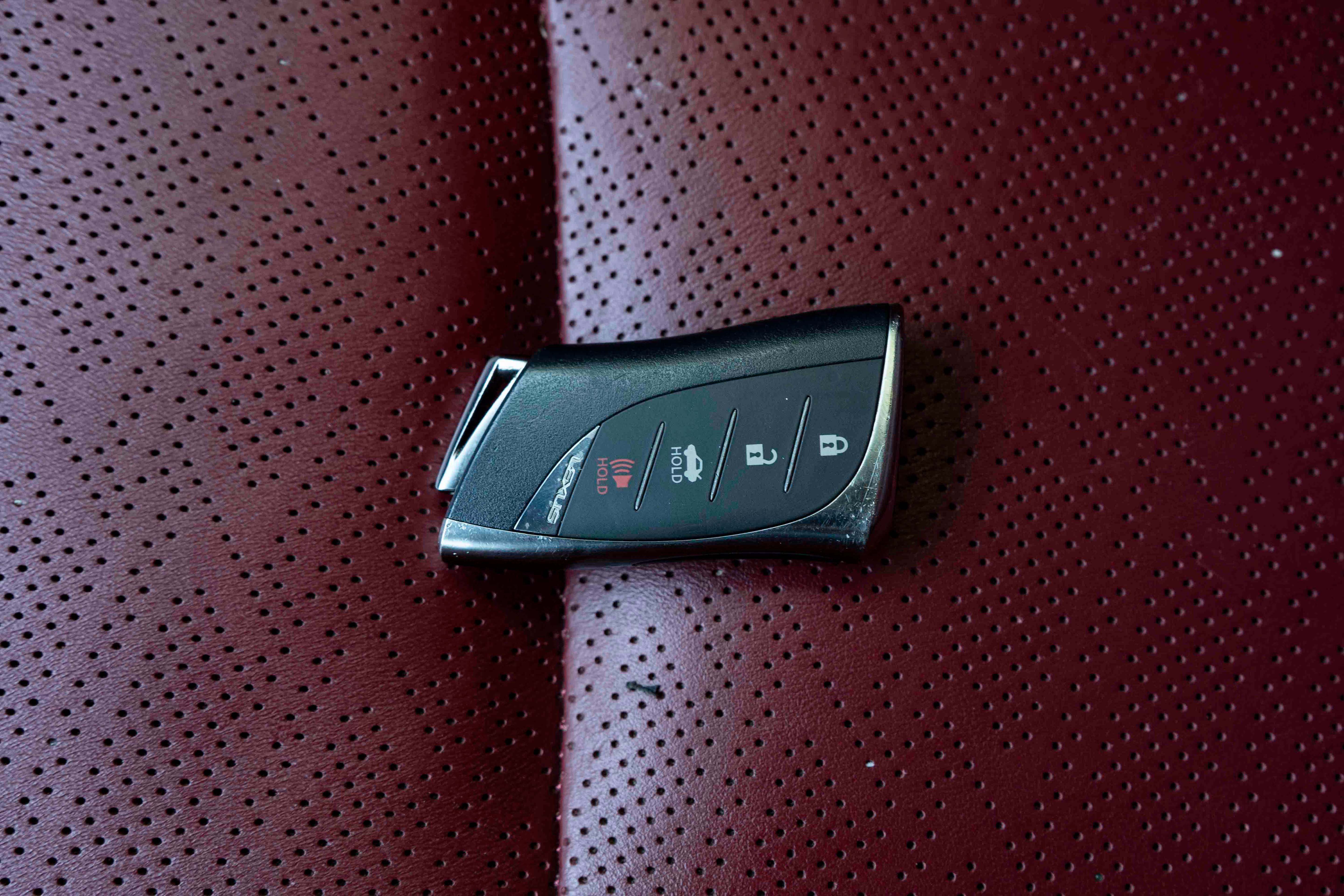 Used 2019 Lexus LS 500 F Sport w/ Accessory Package (Z2) AWD/4WD image 48