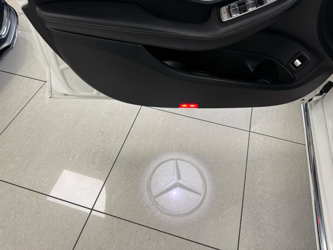 Used 2018 Mercedes-Benz C 300 Sedan image 25