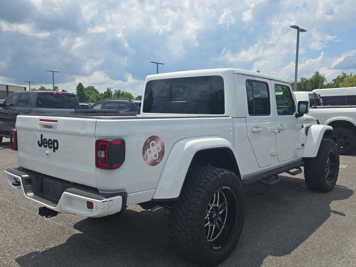 Used 2022 Jeep Gladiator Overland AWD/4WD image 7